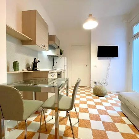 Leoncino Apartamento *